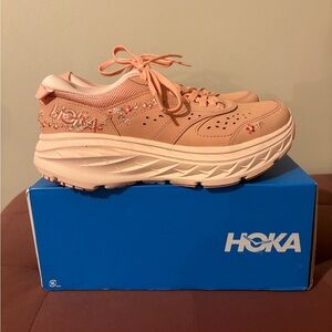 HOKA Vibrant Bloom Bondi L BP Sneaker (Women’s 7)